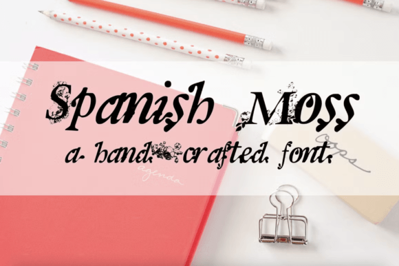 Spanish Moss: A Hand-Crafted Font for Makers